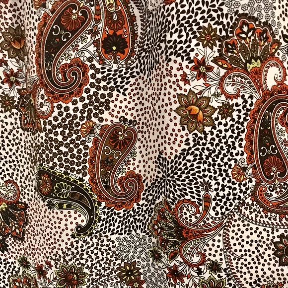 🌟SALE 2/$10.00‼️ Max Coco Women’s Paisley Sleeveless Button Up Blouse Size S - Picture 5 of 7